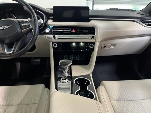 Used 2025 Genesis G70 2.5T RWD image 21