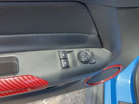 Used 2022 Ford Mustang Coupe RWD image 10