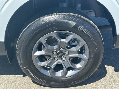 Used 2025 Ford Maverick XLT w/ Equipment Group 302A AWD/4WD image 39