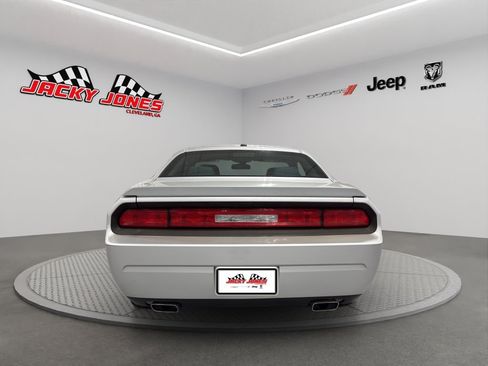 Used 2012 Dodge Challenger R/T RWD image 7