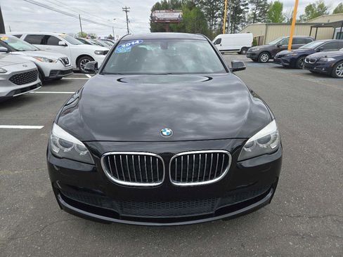 Used 2014 BMW 740Li image 2