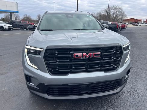 Used 2025 GMC Acadia Elevation w/ Black Edition image 8