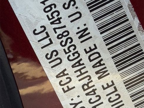 New 2025 Jeep Grand Cherokee Altitude image 22