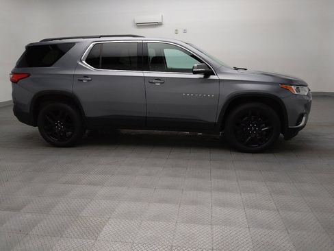 Used 2020 Chevrolet Traverse LT FWD image 11
