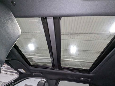 Used 2020 Lincoln Navigator L Reserve w/ Equipment Group 208A Reserve image 16