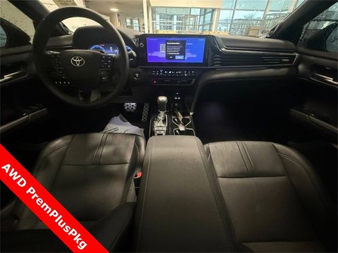Used 2025 Toyota Camry XSE w/ Premium Plus Package image 12