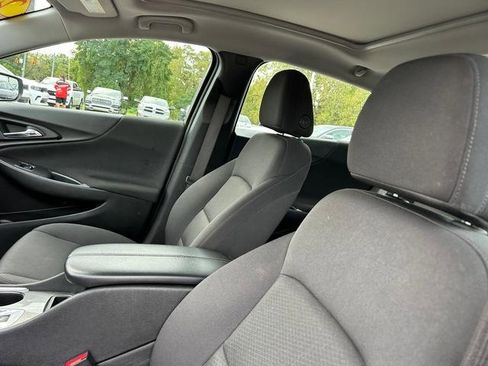 Used 2024 Chevrolet Malibu LT image 12