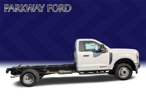Used 2024 Ford F350 XL w/ Snow Plow Prep Package image 4