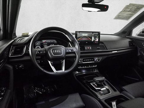 Certified 2023 Audi Q5 2.0T Premium Plus w/ Premium Plus Package AWD/4WD image 19