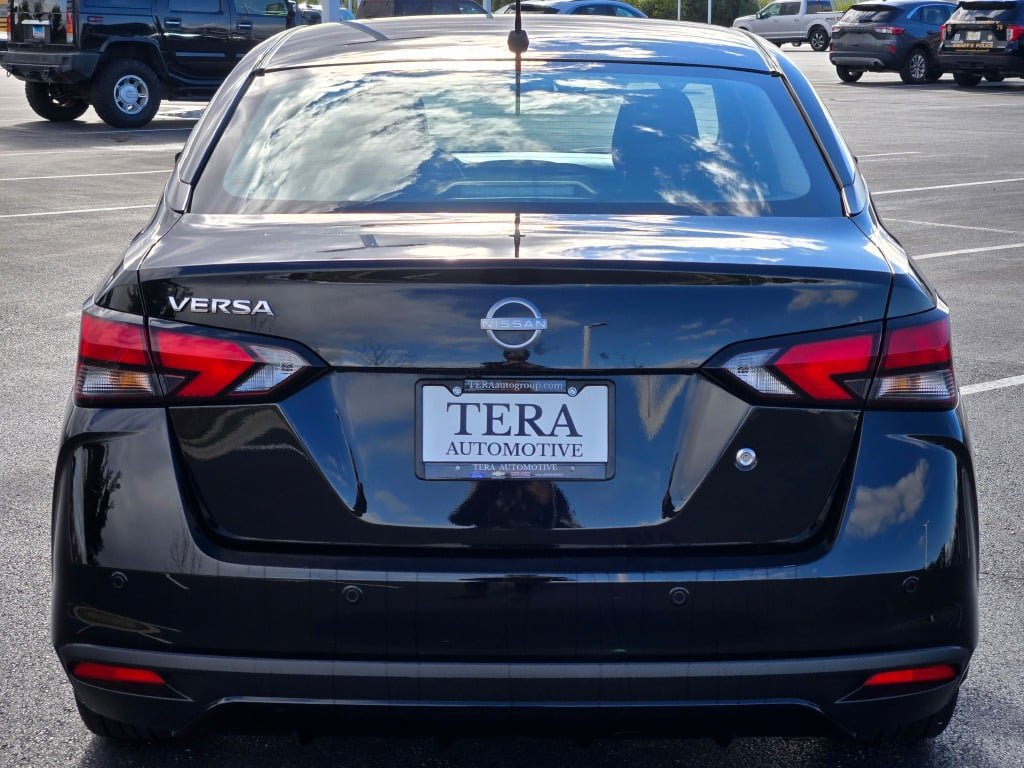 Used 2024 Nissan Versa S w/ S Plus Package FWD image 12