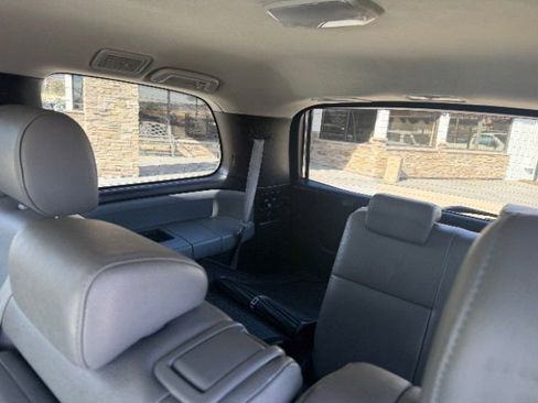 Used 2017 Toyota Sequoia SR5 w/ Premium Package AWD/4WD image 30