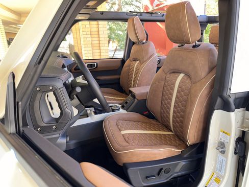 Used 2026 Ford Bronco Outer Banks AWD/4WD image 17