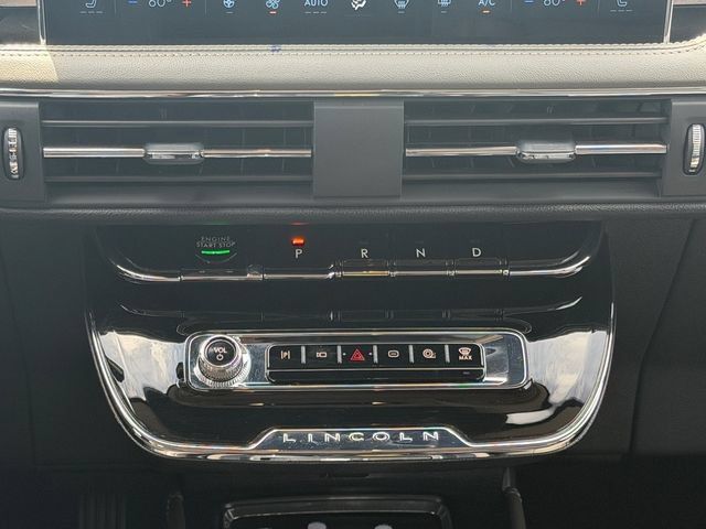 Used 2023 Lincoln Corsair Grand Touring w/ Equipment Group 301A AWD/4WD image 18
