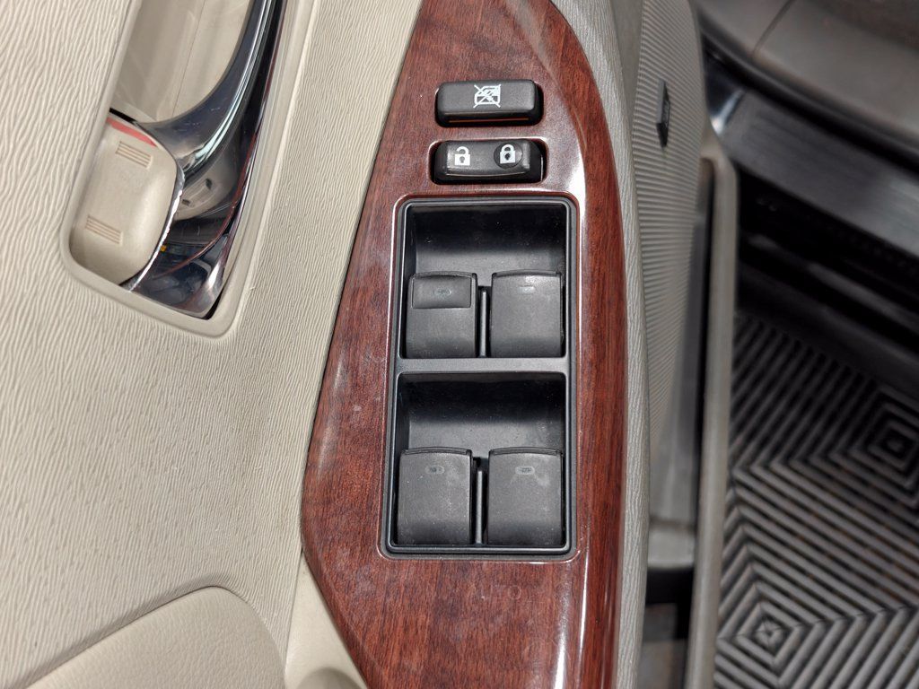 Used 2013 Toyota Sienna Limited w/ Premium Pkg AWD/4WD image 47