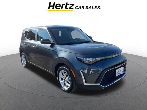 Used 2025 Kia Soul LX w/ LX Technology Package image 1