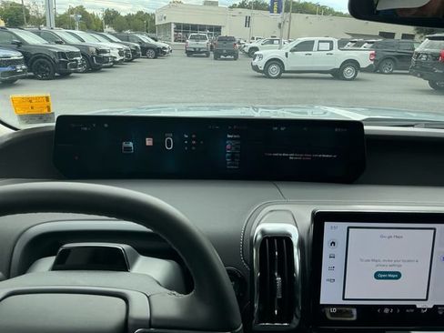 Certified 2026 Ford Expedition Platinum w/ Driver's Package AWD/4WD image 14