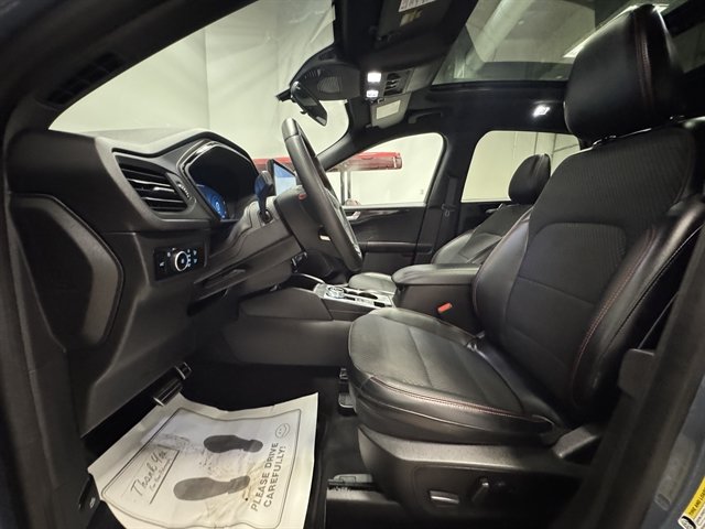 Used 2023 Ford Escape ST-Line Select w/ Tech Pack #2 AWD/4WD image 21