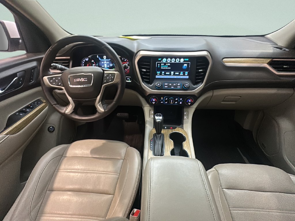 Used 2018 GMC Acadia Denali w/ Technology Package AWD/4WD image 12