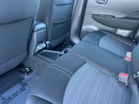 Used 2023 Nissan Leaf S image 12