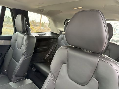Used 2025 Volvo XC90 T8 Ultra w/ Protection Package Premier image 20