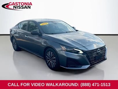 Used 2025 Nissan Altima 2.5 SV