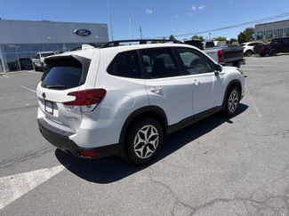 Used 2022 Subaru Forester Premium AWD/4WD video 3