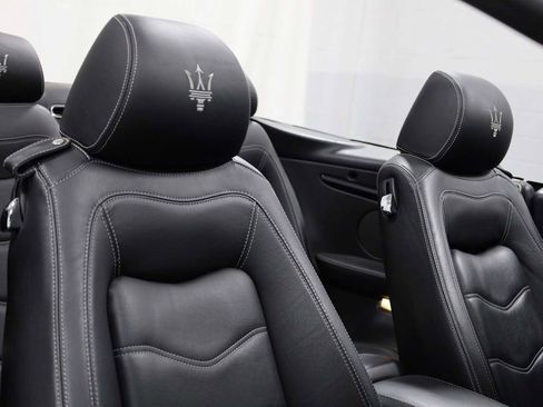 Used 2016 Maserati GranTurismo Convertible image 20