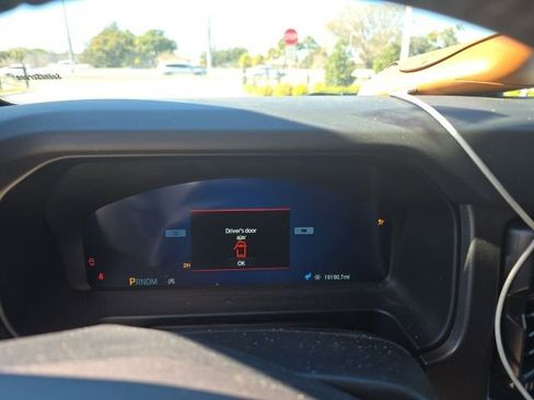 Certified 2025 Ford Bronco Big Bend image 15