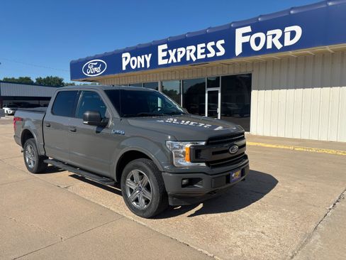 Used 2018 Ford F150 XLT w/ Equipment Group 302A Luxury AWD/4WD image 1