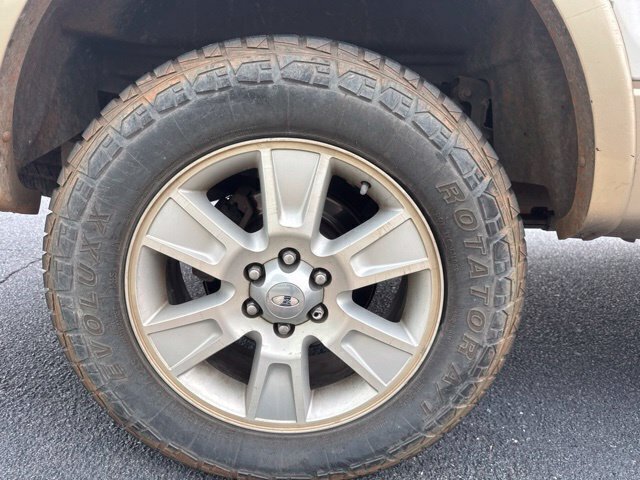 Used 2012 Ford F150 Lariat w/ Lariat Plus Pkg AWD/4WD image 6