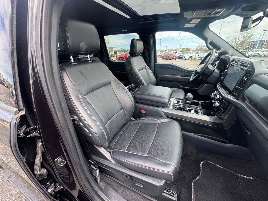 Used 2025 Ford F150 Lariat AWD/4WD image 94