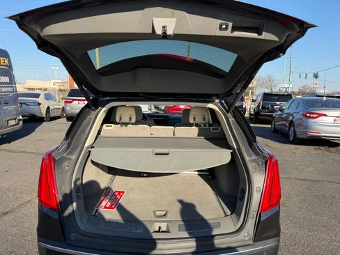 Used 2017 Cadillac XT5 Luxury w/ Driver Awareness Package FWD image 14