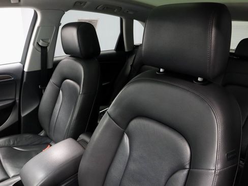 Used 2017 Audi Q5 2.0T Premium image 28