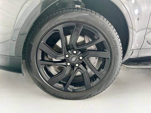 Certified 2022 Land Rover Discovery HSE R-Dynamic AWD/4WD image 29