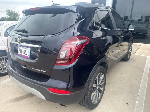 Used 2021 Buick Encore Preferred FWD image 4