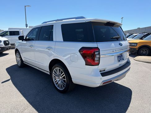 Certified 2023 Ford Expedition Platinum AWD/4WD image 7