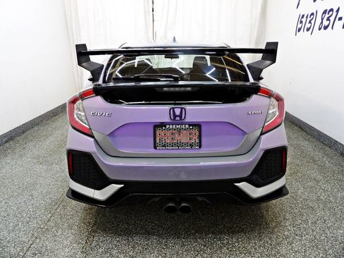 Used 2018 Honda Civic Sport image 6