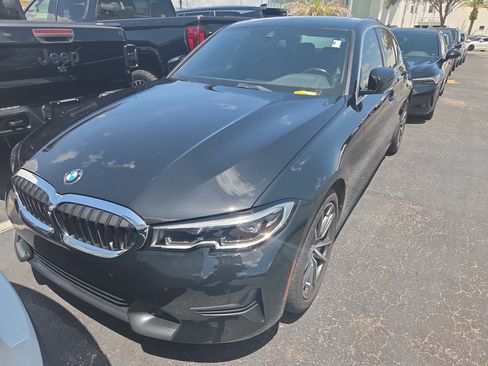Used 2022 BMW 330i Sedan RWD image 2