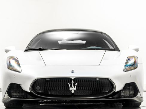 Used 2022 Maserati MC20 Coupe RWD image 4