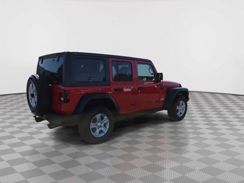 Used 2019 Jeep Wrangler Unlimited Sport S AWD/4WD image 8