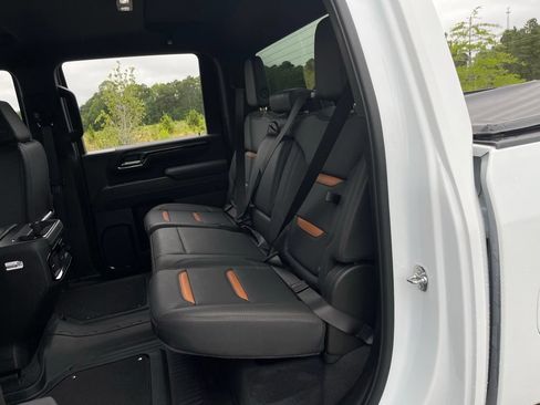 Used 2025 GMC Sierra 2500 AT4 AWD/4WD image 42