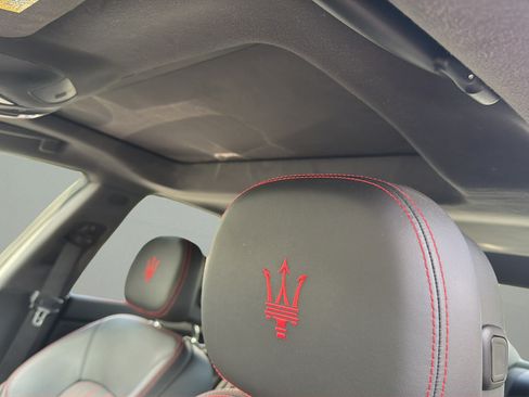 Used 2023 Maserati Ghibli Modena Q4 AWD/4WD image 19