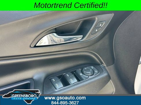 Used 2019 Chevrolet Equinox Premier FWD image 15