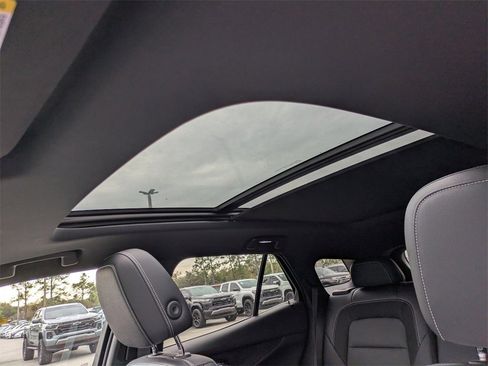 New 2024 Chevrolet Blazer EV LT image 29