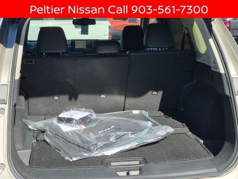 New 2026 Nissan Rogue Platinum w/ Platinum Premium Package image 7