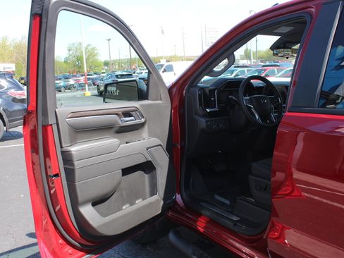New 2026 Chevrolet Silverado 1500 RST w/ RST Select Package AWD/4WD image 8