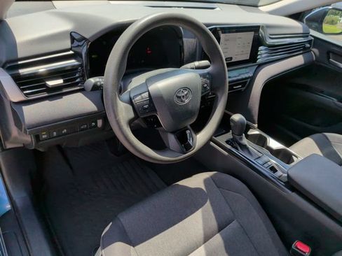 Used 2025 Toyota Camry LE w/ Convenience Package FWD image 18