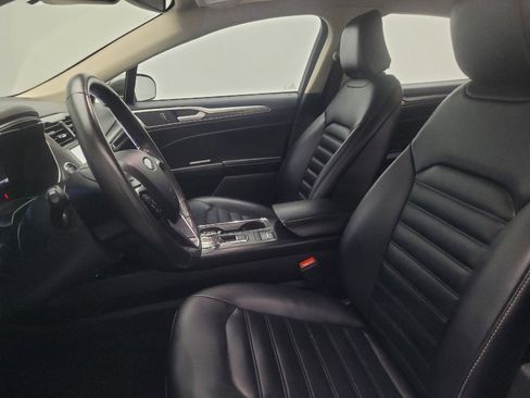 Used 2020 Ford Fusion SEL FWD image 17