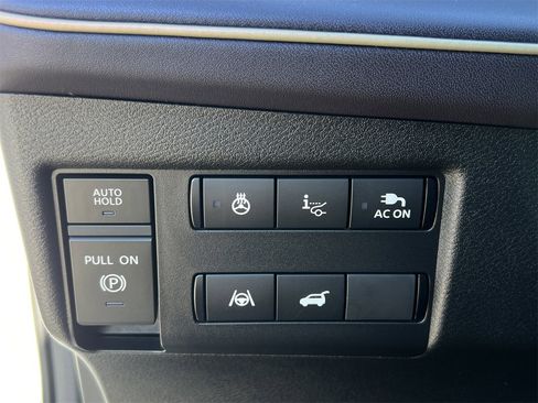 New 2026 Nissan Leaf Platinum+ image 13