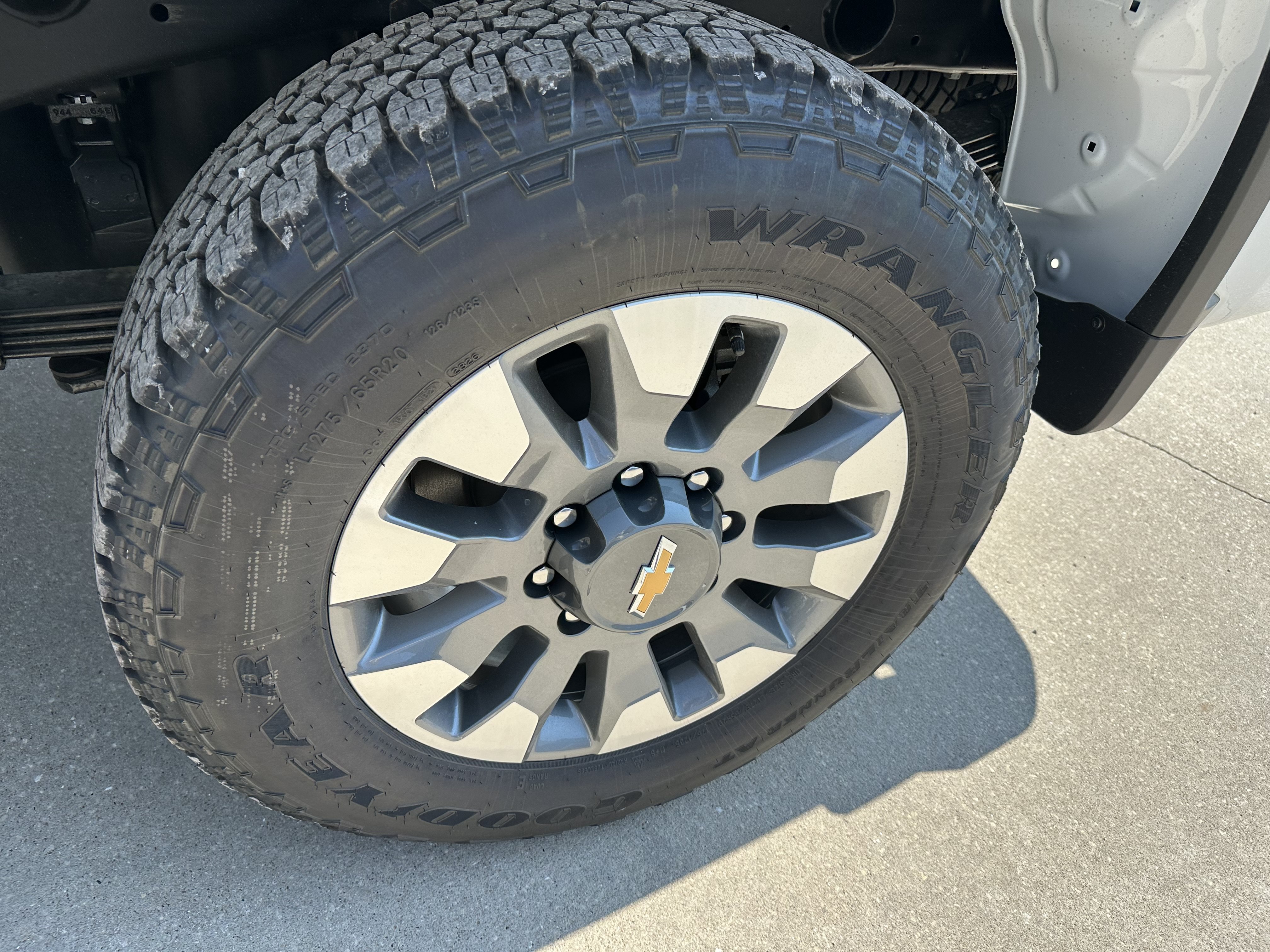 New 2026 Chevrolet Silverado 2500 Custom w/ Custom Value Package AWD/4WD image 9
